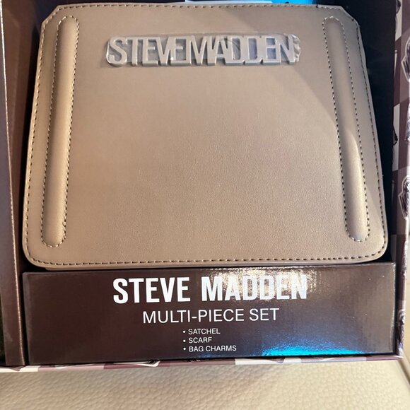 NIB STEVE MADDEN EVELYN BAG SCARF CHARM BOX GIFT SET MUSHROOM $154 - Picture 4 of 5